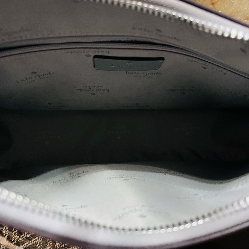Kate Spade Elegant Gray Shoulder Bag - Picture 4 of 6